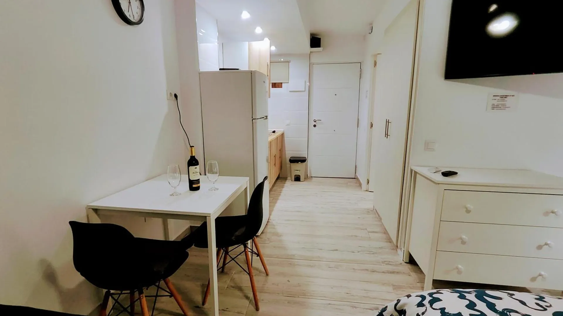 Апартаменты Minerva With Views Of The Sea And Бенальмадена